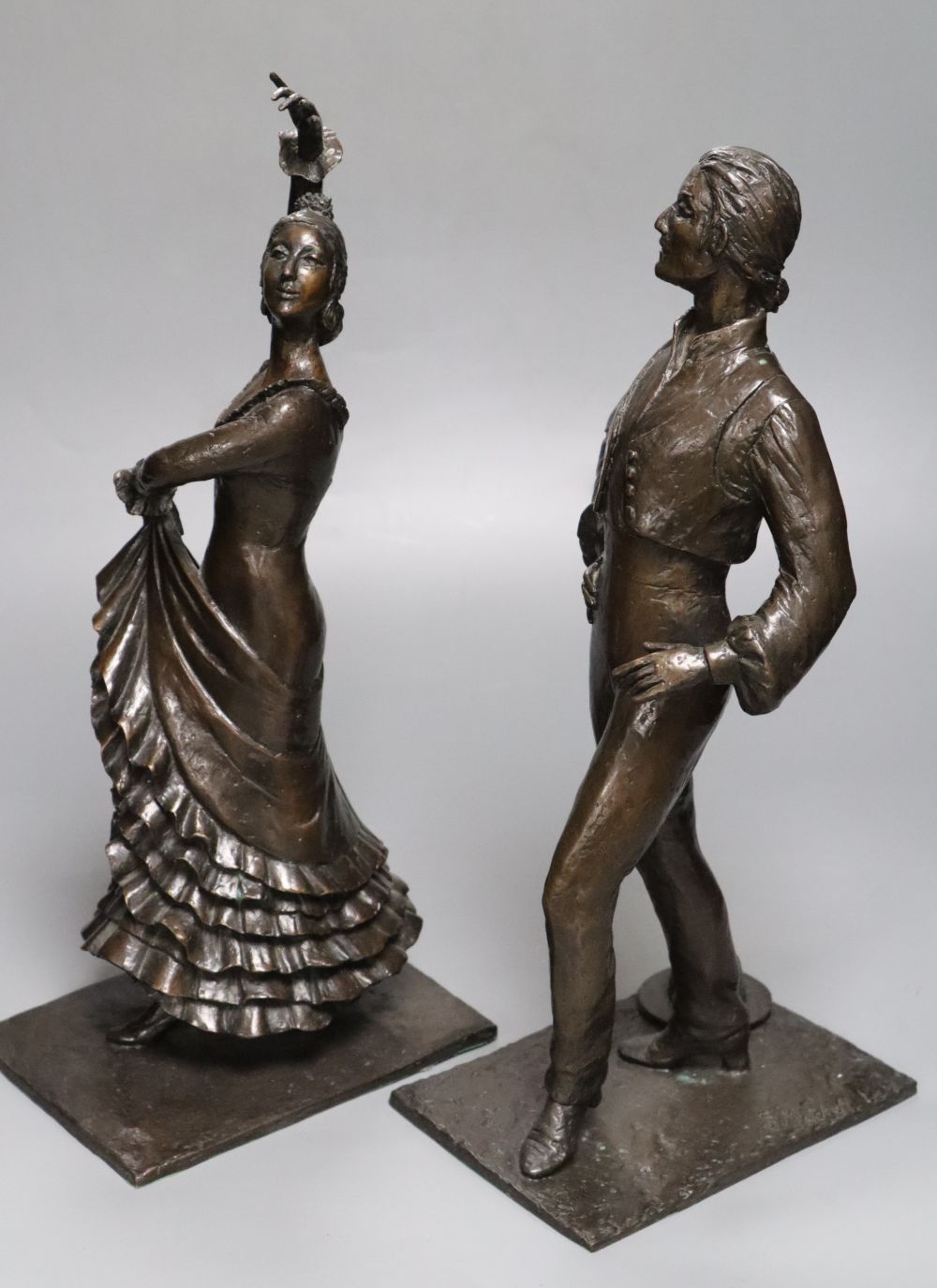 S. Mitchell. A pair of bronze Spanish dancers, dark patination, height 38cm